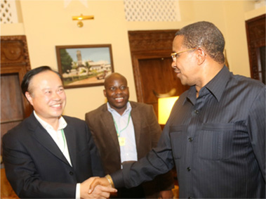 President of Tanzania met with the Chairman of Xinhai Mining Group