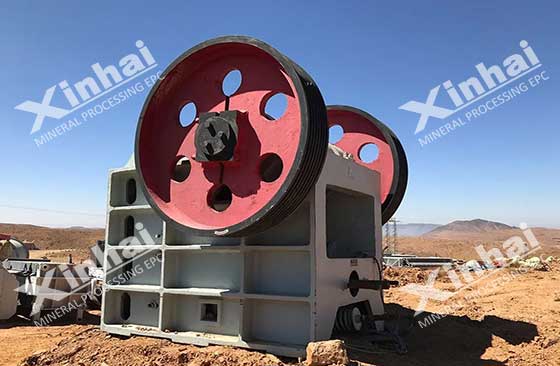 jaw crushing machine used in gold ore production line