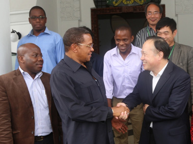 President of Tanzania met with the Chairman of Xinhai Mining Group