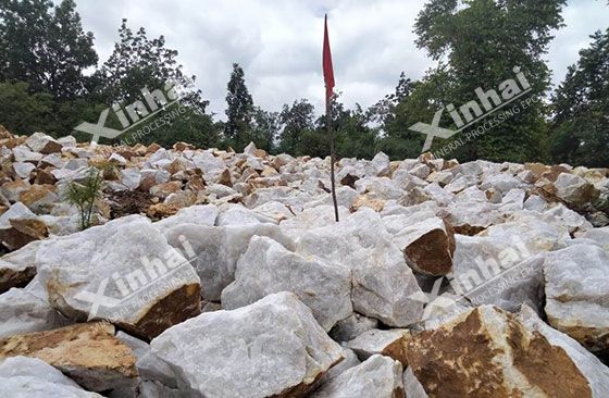 silica sand ore