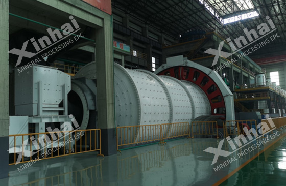 large-ball-mill-installed-in-ore-concentrator.jpg large-ball-mill-installed-in-ore-concentrator.jpg