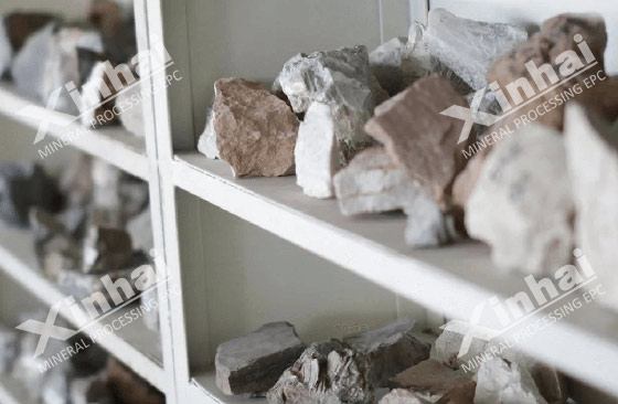 raw-ores.jpg raw-ores.jpg
