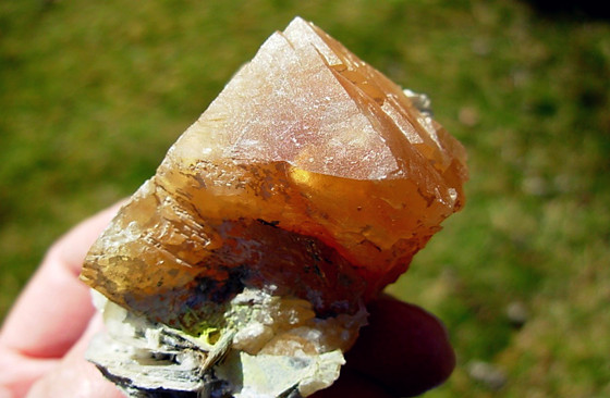 What Are the Difficulties in Scheelite Beneficiation? How to Solve Them?